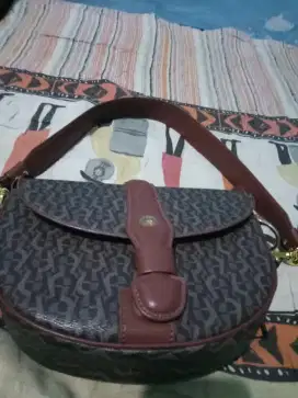 Tas cewe coklat