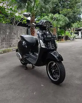 Vespa Sprint 150 i-get Th. 2021 Istimewa Collector Item