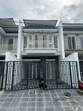 ‼️BARU GRESS‼️ Rumah New Milimalis 2 Lantai Jemursari Selatan