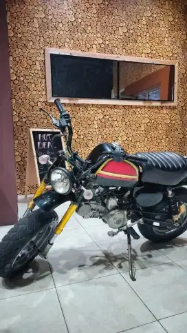 MOTOR MONKEY MODIFAN LEGENDA