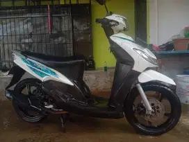 Mio Smile putih 2009