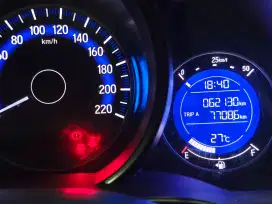 Jazz RS 2018 Matic Black top limited edition Oranye