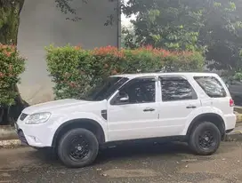 ford escape xlt