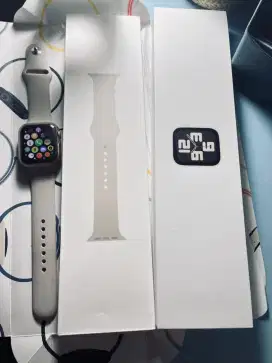 Apple Smart Watch SE 2