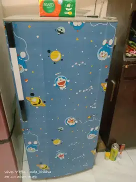 Kulkas 1 pintu merek Sharp