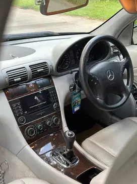 Mercedes-Benz C230 2007 Bensin