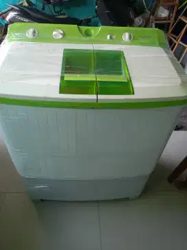 Mesin cuci 2 tabung merk Polytron kapasitas jumbo 10kg mulussss