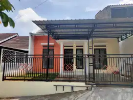 Disewakan rumah di area strategis
