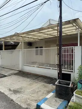 Jual Rumah Pondok Chandra Semi Furnished Siap Huni  Bebas Banjir