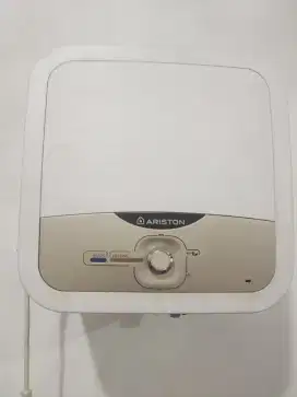 Water heater ARISTON