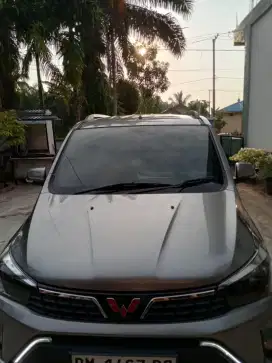 Wuling Confero S