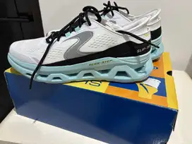 Sepatu skechers slips in