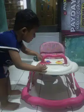 Baby Walker 80 nett