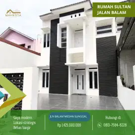 RUMAH SULTAN JALAN BALAM UKURAN 7,5X20 M