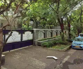 Disewakan Rumah Mewah Di Kawasan Tirtayasa