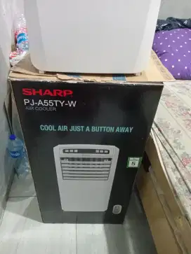 Sharp Air Cooler Midle
