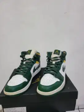 Sepatu Air Jordan 1 Mid Hijau
