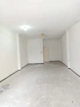 Dijual Ruko 3 Lantai Nol Jalan Raya Pasar Besar Wetan