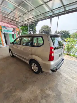 Dijual avanza G 2011 mt