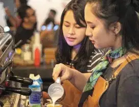 Loker junior barista wanita