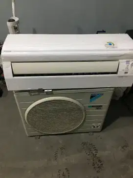 Daikin Inverter 1 pk