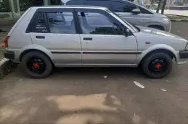 Starlet Kotak Tahun 1988