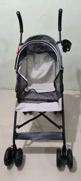 Stroller buat kucing