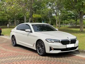 2023 BMW G30 530i LCI Luxury Line