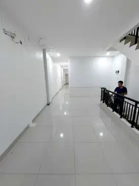 Sewa ruko taman palem boulvard