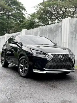 Lexus NX200T Fsport 2015 Black On Red TERMURAH CASH