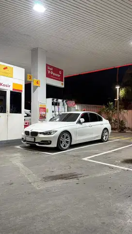 BMW 320i 2014 F30 N20 Km 51 rb LOW KM TERBAIK ANTIK TERAWAT