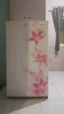 Kulkas Bekas Merek Sharp