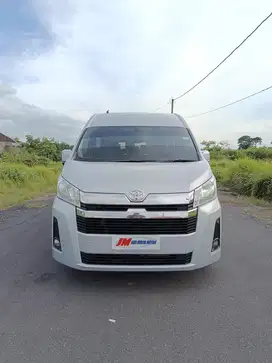 Hiace Premio 2.8