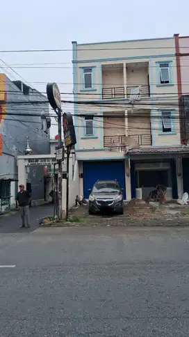 Ruko siap pakai 4 lantai strategis pinggir jalan raya. Depok