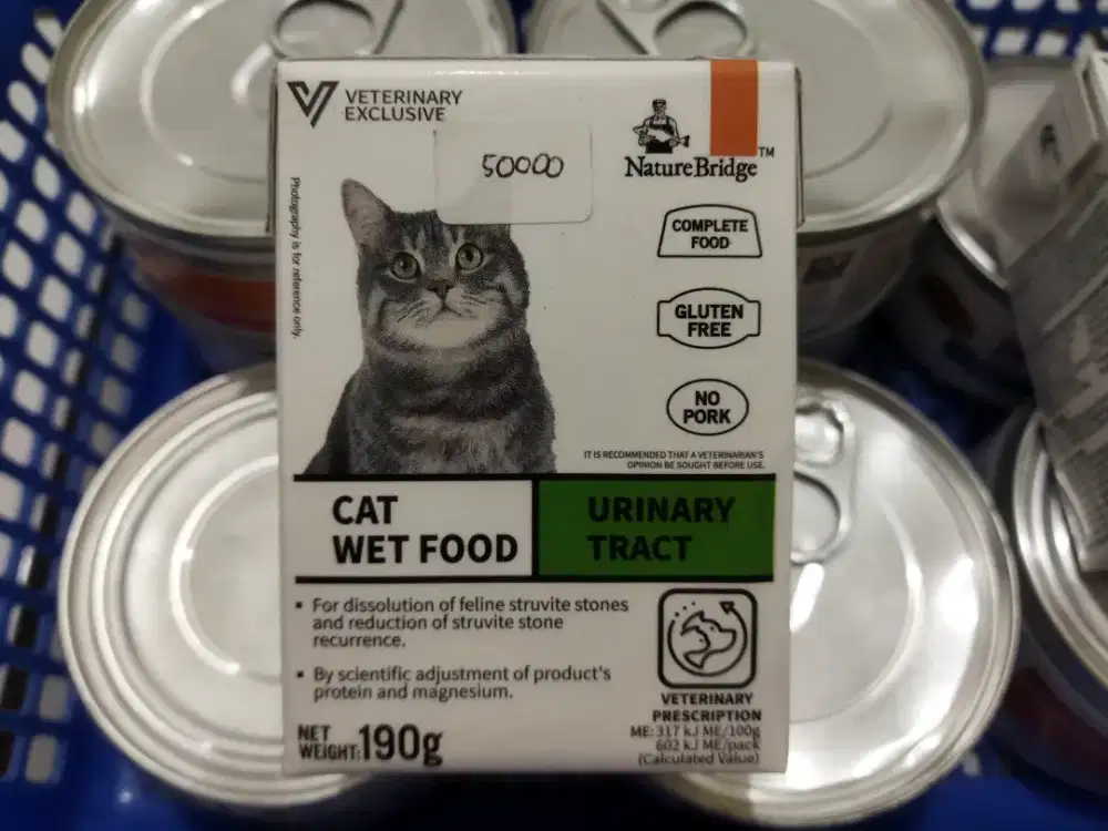 Cat wet food urinary tract