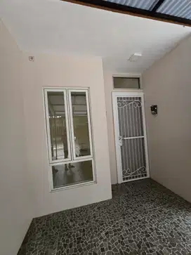 DIJUAL RUMAH HOOK SUDAH RENOVASI SERPONG GARDEN 1 CISAUK
