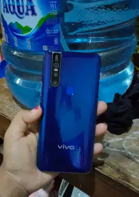 Vivo v15 ram 6/64!.