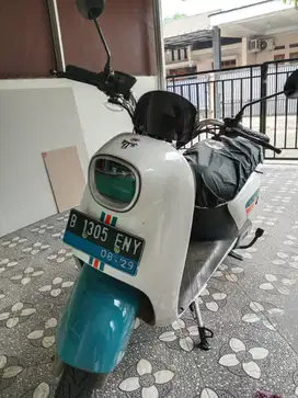 DIJUAL MOTOR LISTRIK TANGKAS E6 BOX