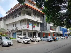 Ruko 3 lantai setrasari plaza bandung