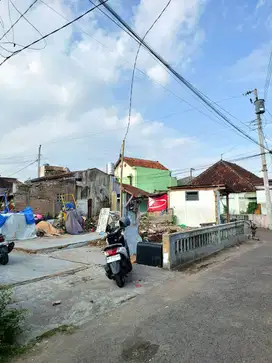 Tanah Hook Strategis Tengah Kota dekat Jalan Kusumanegara
