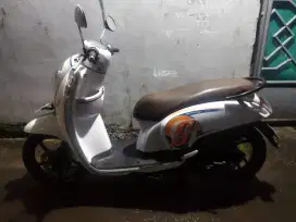 Jual motor honda scoopy depok