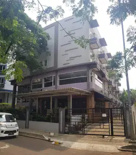 Dijual Gedung kost2an 5 Lantai di blk ICE BSD