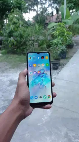 Infinix smart 5, RAM 2/32,