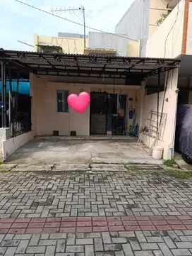 Rumah siap huni di kawasan Grand Duta Tangerang bebas banjir