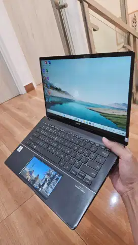 Dijual Laptop Asus Zenbook UX463FA