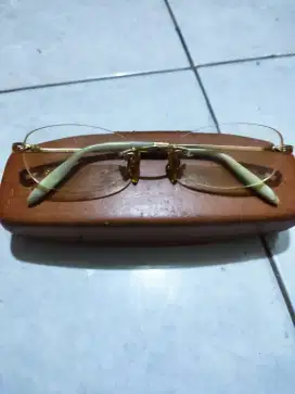 Kaca mata MCM mulus