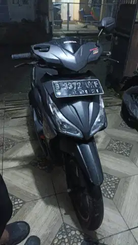 DIJUAL HONDA VARIO AGNES 2015