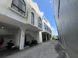 KOST EKSKLUSIF, LOKASI STRATEGIS, DI JAMBON