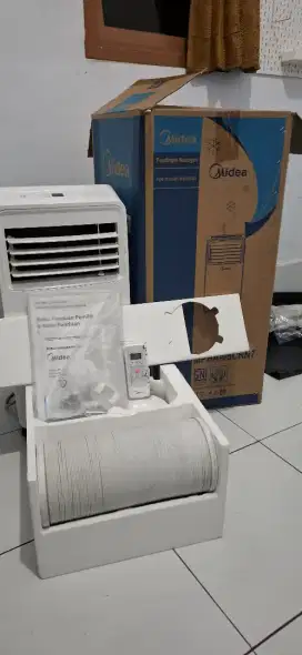Midea AC Portable 1/2PK
