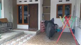 Di sewakan rumah tinggal bukan utk usaha, khusus muslim